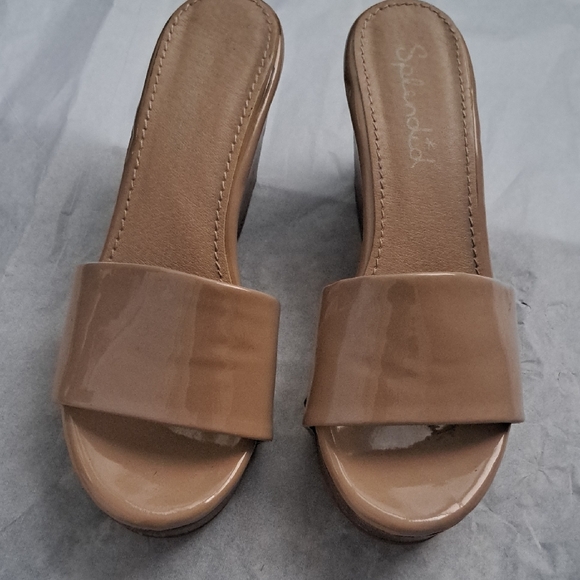 Splendid Shoes - Splendid Tan Slide Sandals Minimalist Design